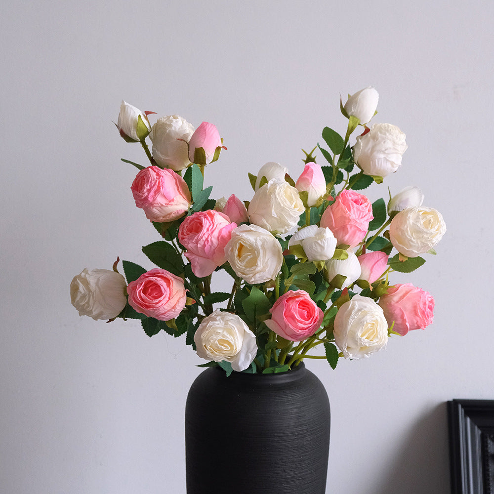 65 cm Künstliche Rosen mit 5 Blütenköpfen – Mit gebrannten Rändern