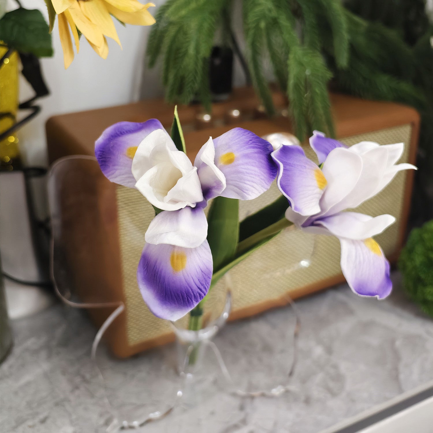 33 cm Zwei Stiele künstlicher Schwertlilien zur Heiratsdekoration zu Hause