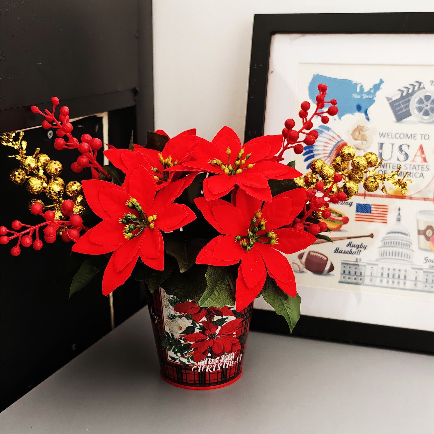 28 cm Weihnachtliches Blumenarrangement mit Weihnachts-Poinsettie und Eisenvase