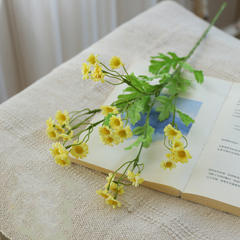 57cm Künstliche Gänseblümchen – Künstliche Marguerite Blumen für Oktoberfest-Dekoration