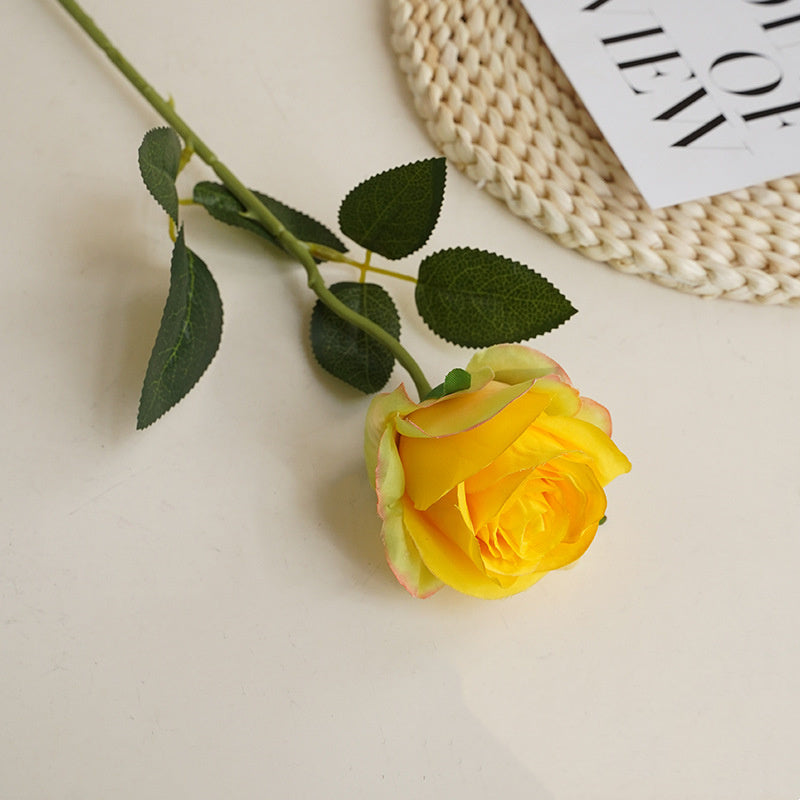 12 Stück Künstliche Rosen, Einzelne Langstielige Künstliche Dunkelrote Rosen, Realistische Kunstrosen für Hochzeitsdeko Brautsträuß Heiratsantrag Geburtstag Party Haus Garten Decor