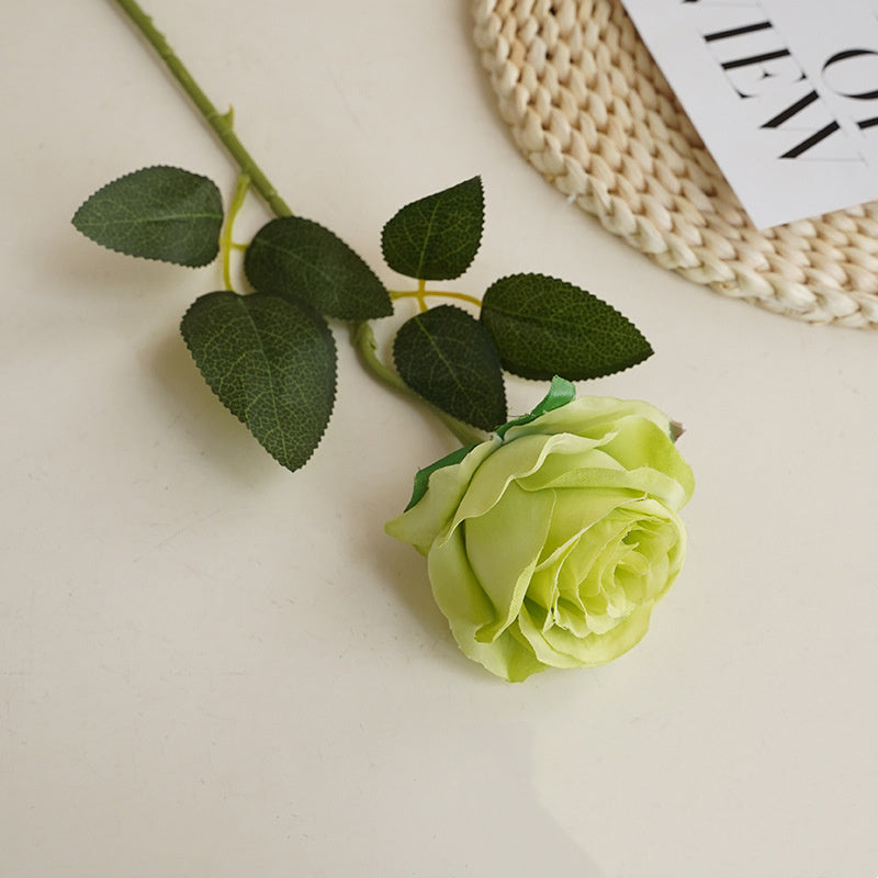 12 Stück Künstliche Rosen, Einzelne Langstielige Künstliche Dunkelrote Rosen, Realistische Kunstrosen für Hochzeitsdeko Brautsträuß Heiratsantrag Geburtstag Party Haus Garten Decor