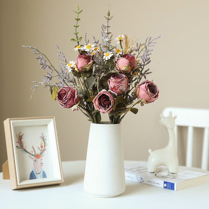 Kunstblumenstrauß Herbstfarben 36 cm, täuschend echte Rosen & Chrysanthemen mit gebrannten Kanten, ideal für Hochzeitsdeko, Vase, Tischdeko, Grabschmuck