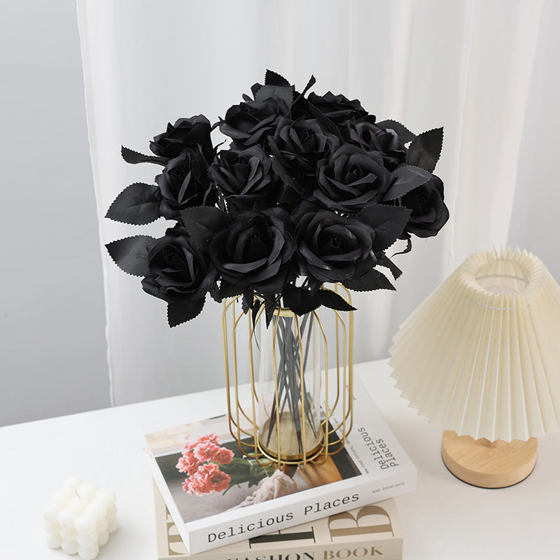5x Schwarze Rosen künstlich 39cm, Realistische Kunstblumen im Gothic-Stil, Dekoration für Halloween, Hochzeit, Vase, Langlebige Stielblumen