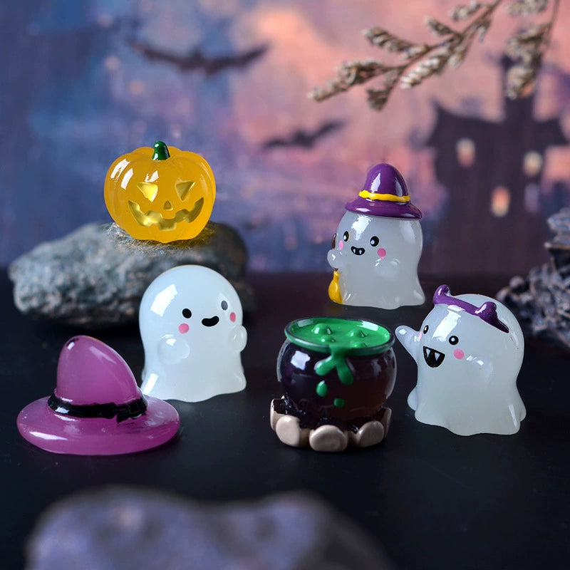 Halloween Deko Figuren Set (6 Stk.), im Dunkeln leuchtende Geister & Kürbisse aus Harz, Miniatur für DIY Bastelprojekte, Tischdeko & Terrarium
