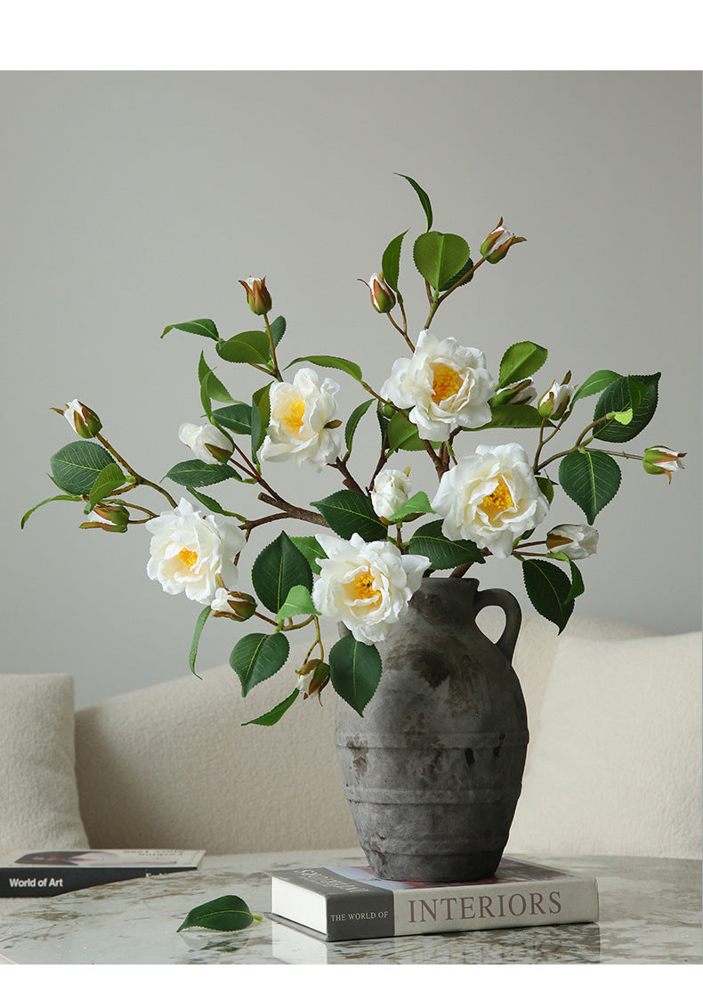 Künstliche 52cm Camellia Blume, Realistische Seidenblume, Hochwertige Deko für Hochzeit, Café, Einzelhandel, Romantisches Ambiente