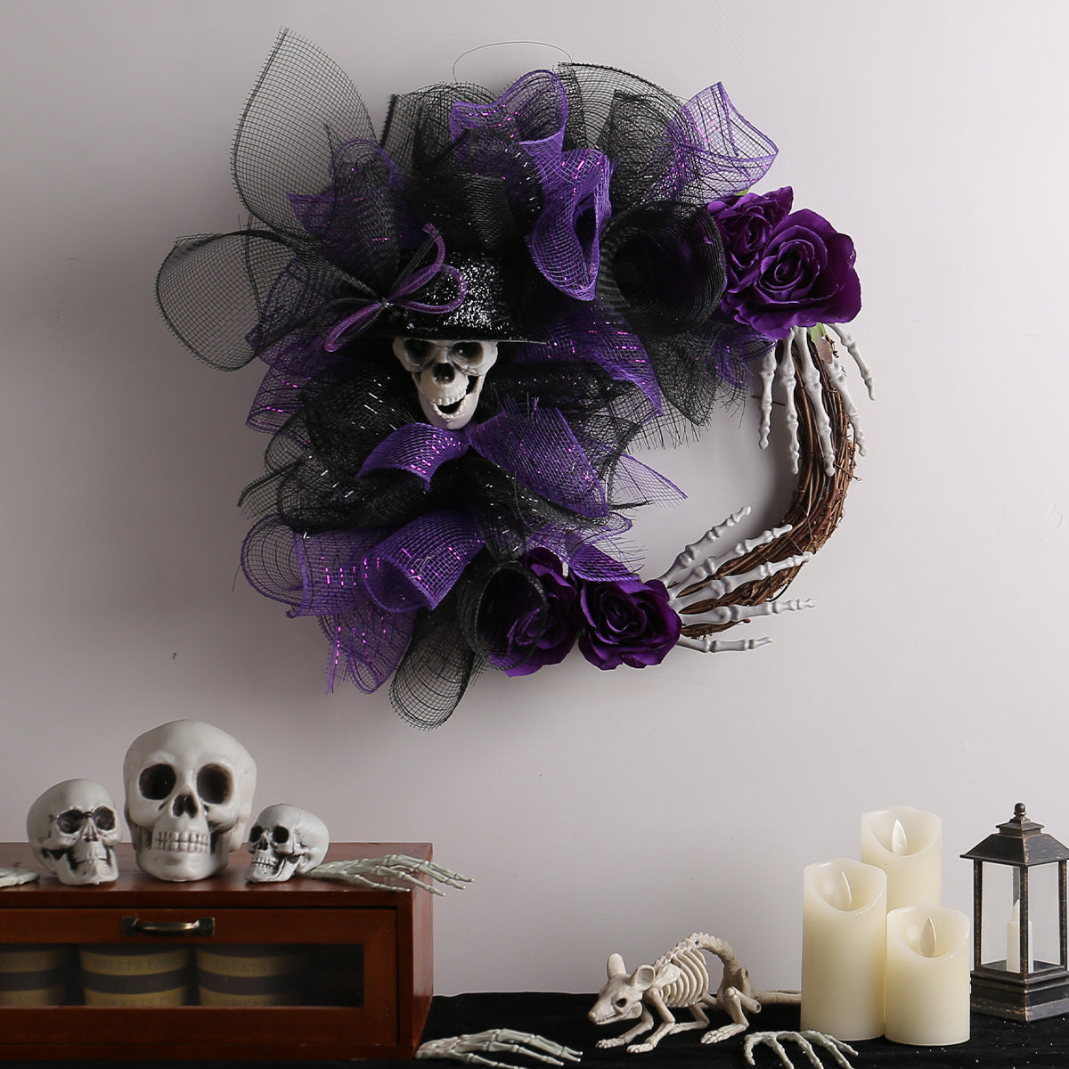 Halloween Dekorationskranz mit Netzstoff, 45 cm rot, 40 cm lila, realistische Skelette für Partys, Hochzeiten, saisonale Deko