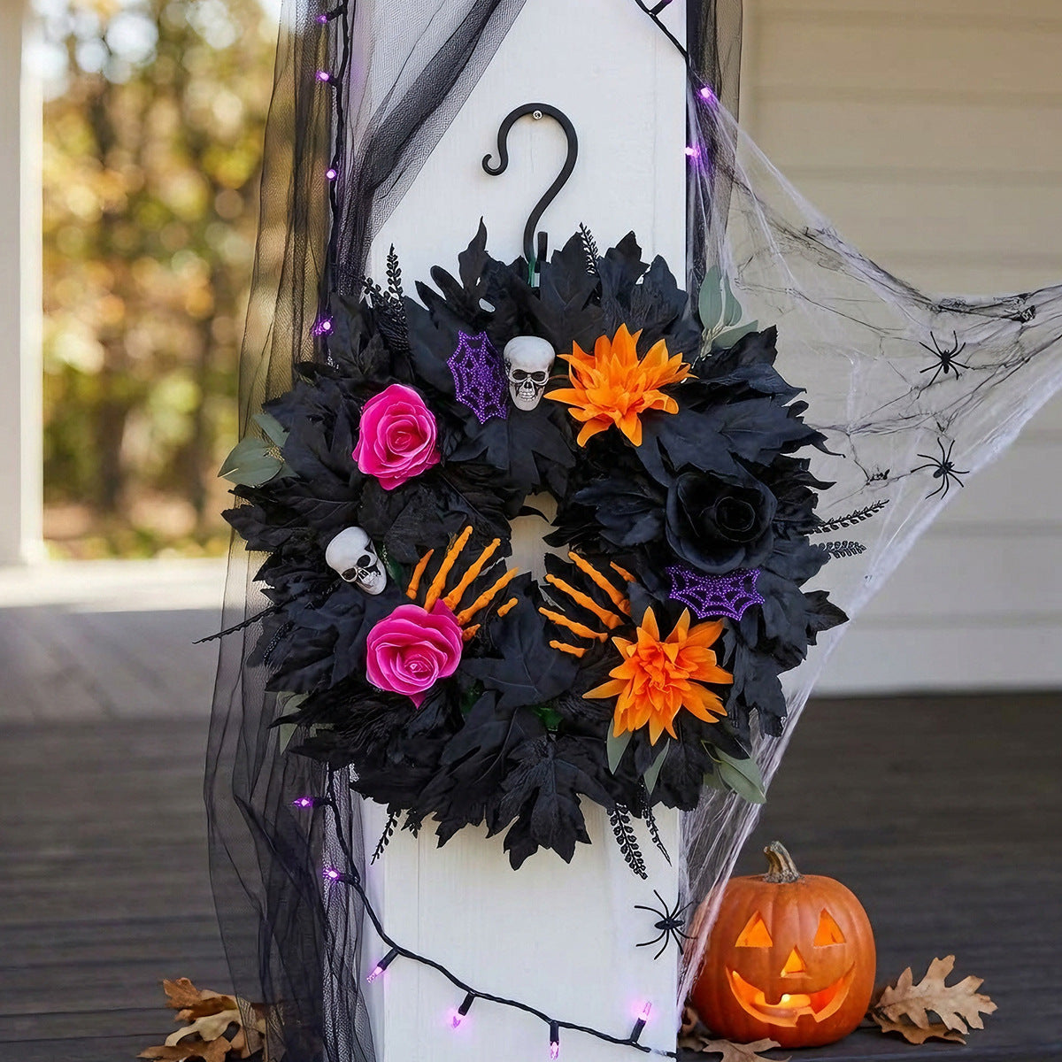 Schwarze Blätter Halloween Kranz, 50x50cm, realistisches Material, ideal für Hochzeiten, Events, Cafés und saisonale Dekoration