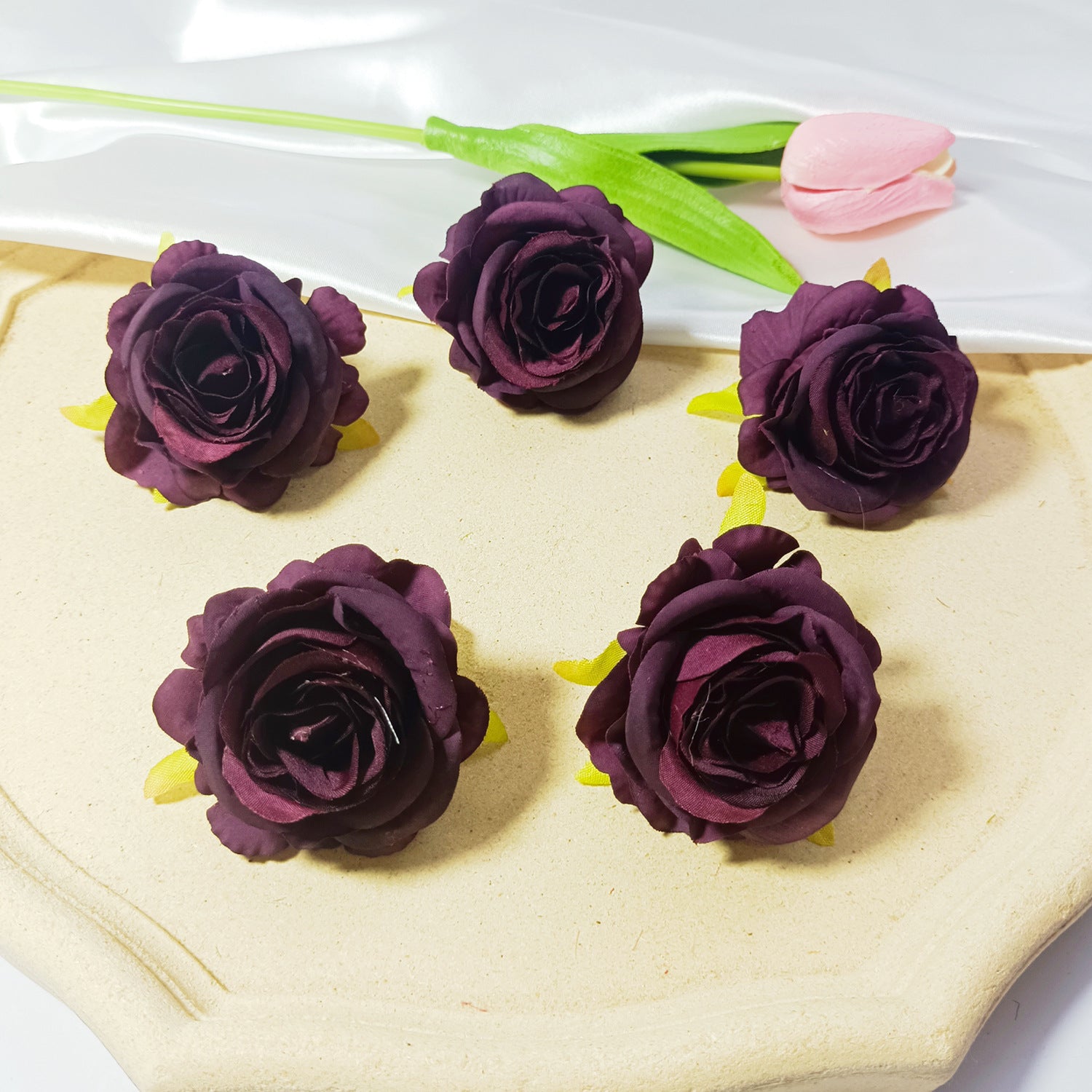 5 cm Hochwertige Kunstrosen, Realistische Seidenblumen, Ideal für Hochzeiten, DIY-Geschenkverpackung, Floristik, Dekoration