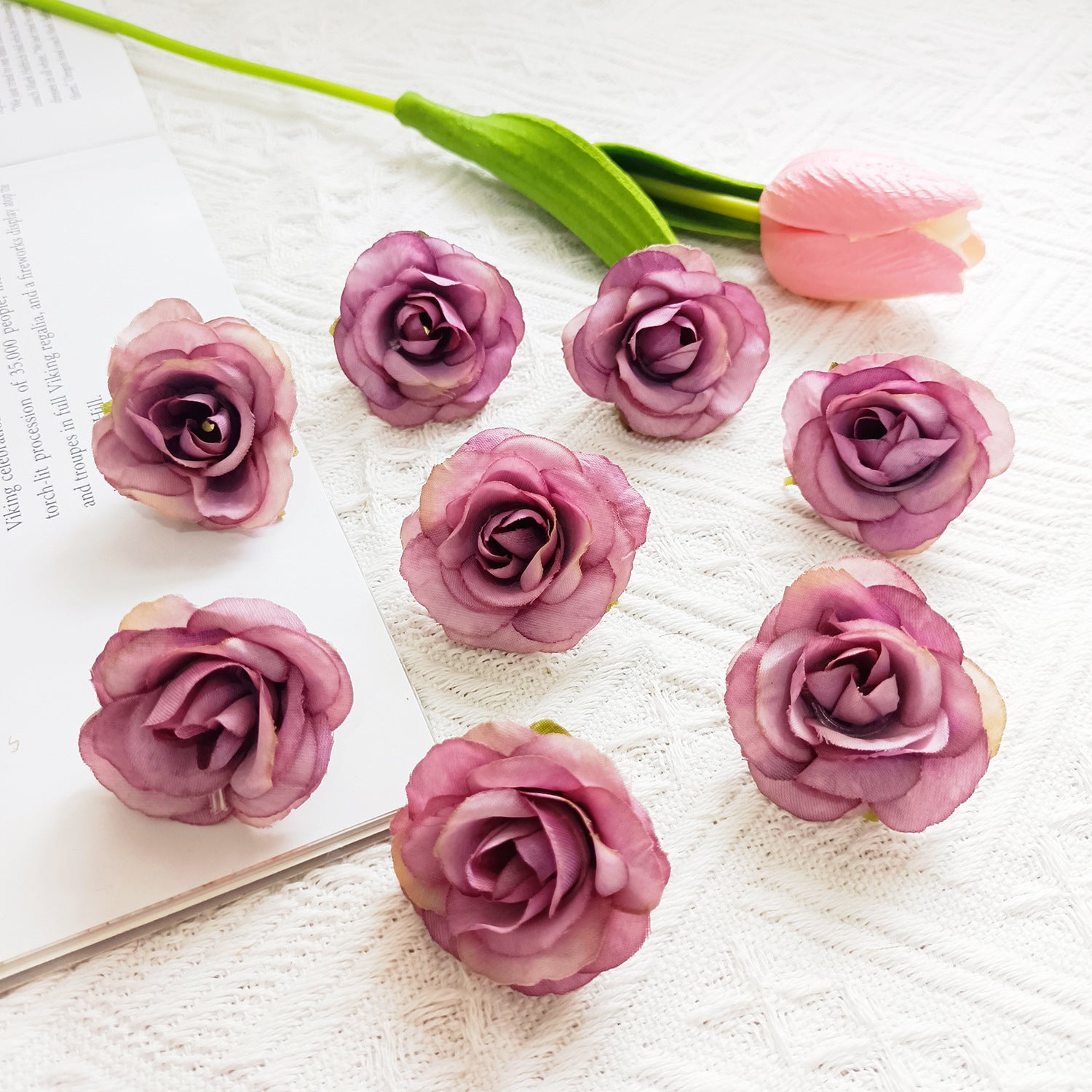 10x Künstliche Rosenköpfe Vintage (4 cm), Hochwertige Seidenblumen für DIY, Hochzeit, Anstecker, Gestecke, Tischdekoration, Basteln
