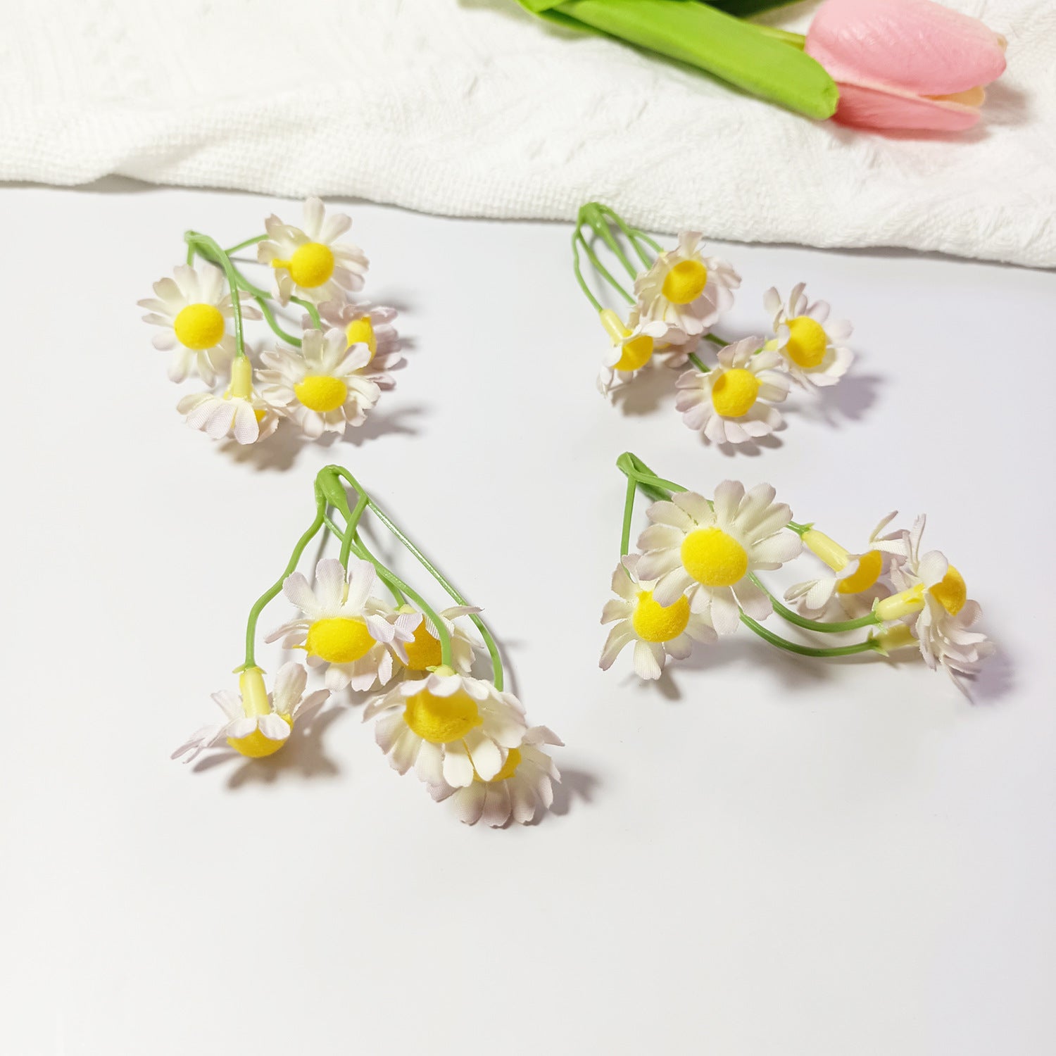 Künstliche kleine Gänseblümchen, 20 Stück, 2cm x 2cm x 7cm, realistisch, DIY, Hochzeitsdekoration, Geschenkverpackung, Floristik