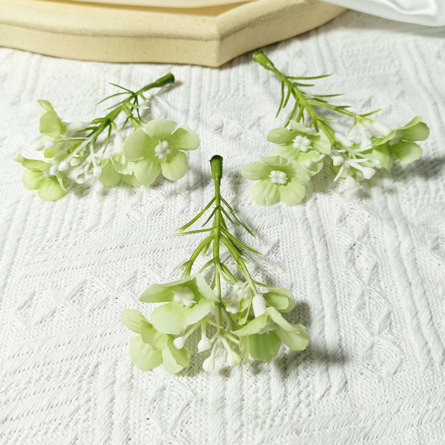 Mini Wildblumen Bund (10 Stk.), 8 cm Kunstblumen zum Basteln, Kleine Seidenblumen für DIY Ansteckblumen, Hochzeit, Gestecke, Geschenk Deko