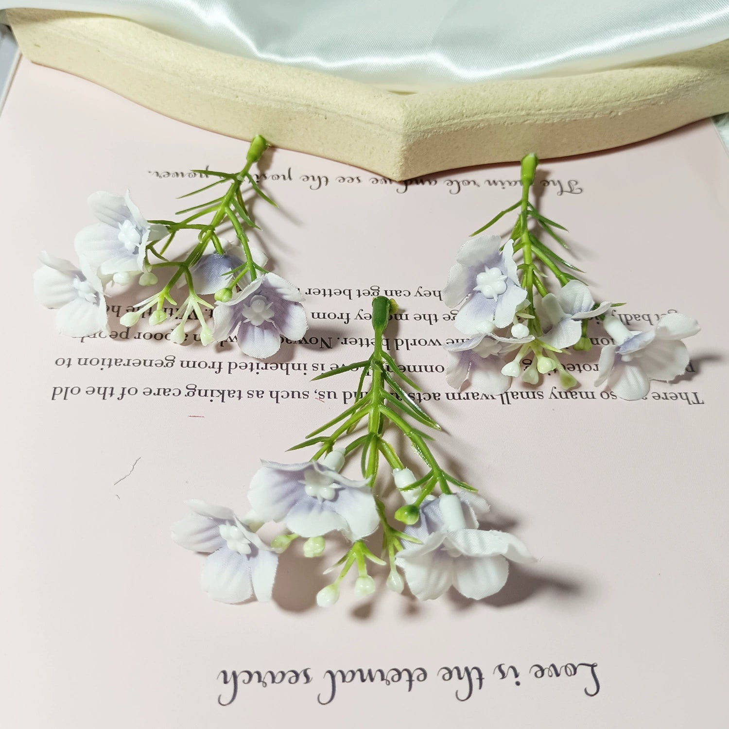 Mini Wildblumen Bund (10 Stk.), 8 cm Kunstblumen zum Basteln, Kleine Seidenblumen für DIY Ansteckblumen, Hochzeit, Gestecke, Geschenk Deko