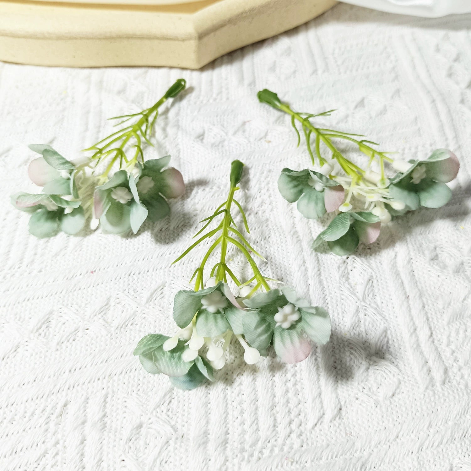 Mini Wildblumen Bund (10 Stk.), 8 cm Kunstblumen zum Basteln, Kleine Seidenblumen für DIY Ansteckblumen, Hochzeit, Gestecke, Geschenk Deko