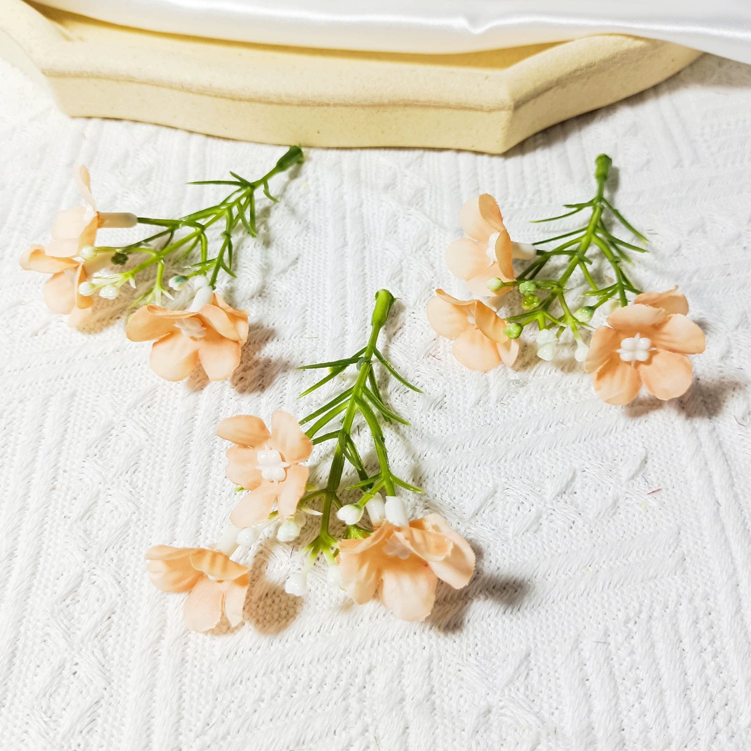 Mini Wildblumen Bund (10 Stk.), 8 cm Kunstblumen zum Basteln, Kleine Seidenblumen für DIY Ansteckblumen, Hochzeit, Gestecke, Geschenk Deko