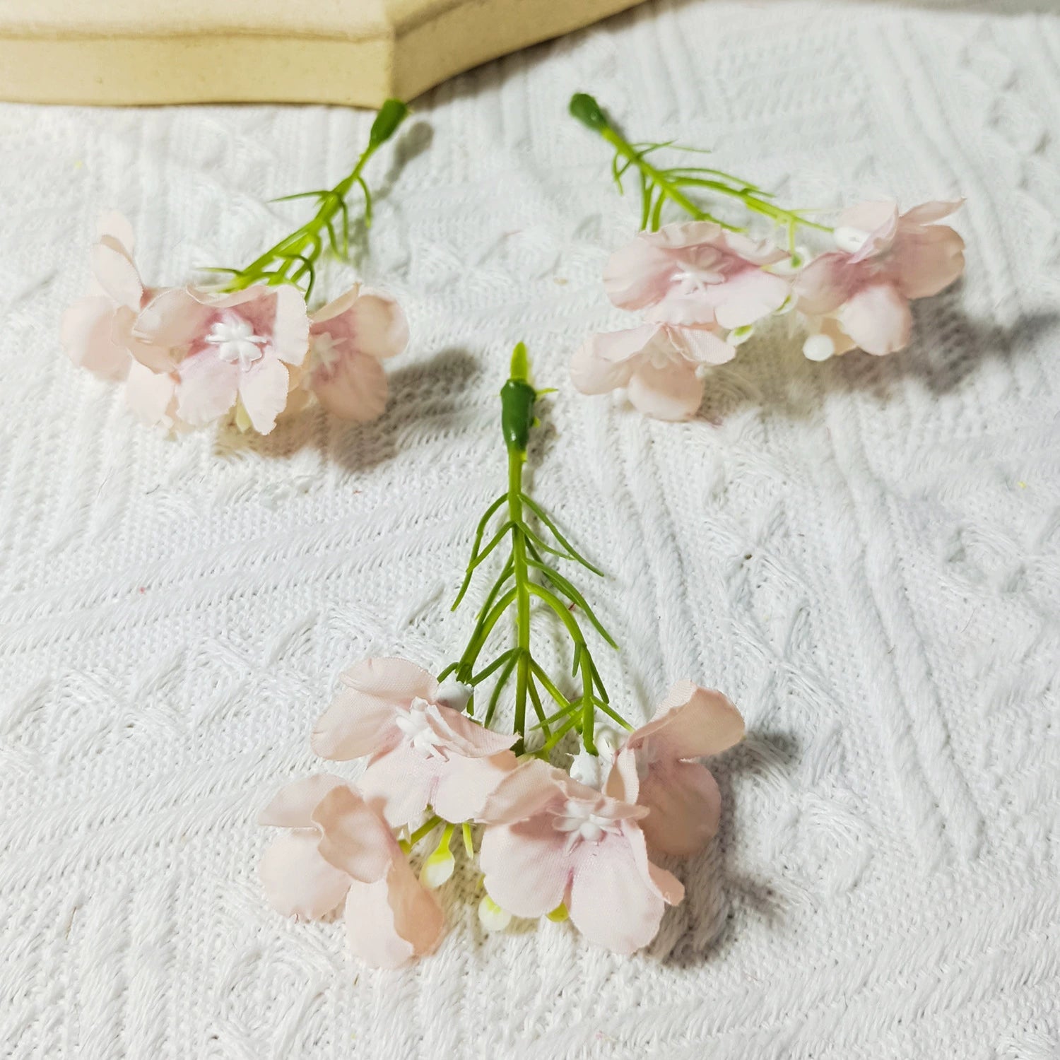 Mini Wildblumen Bund (10 Stk.), 8 cm Kunstblumen zum Basteln, Kleine Seidenblumen für DIY Ansteckblumen, Hochzeit, Gestecke, Geschenk Deko