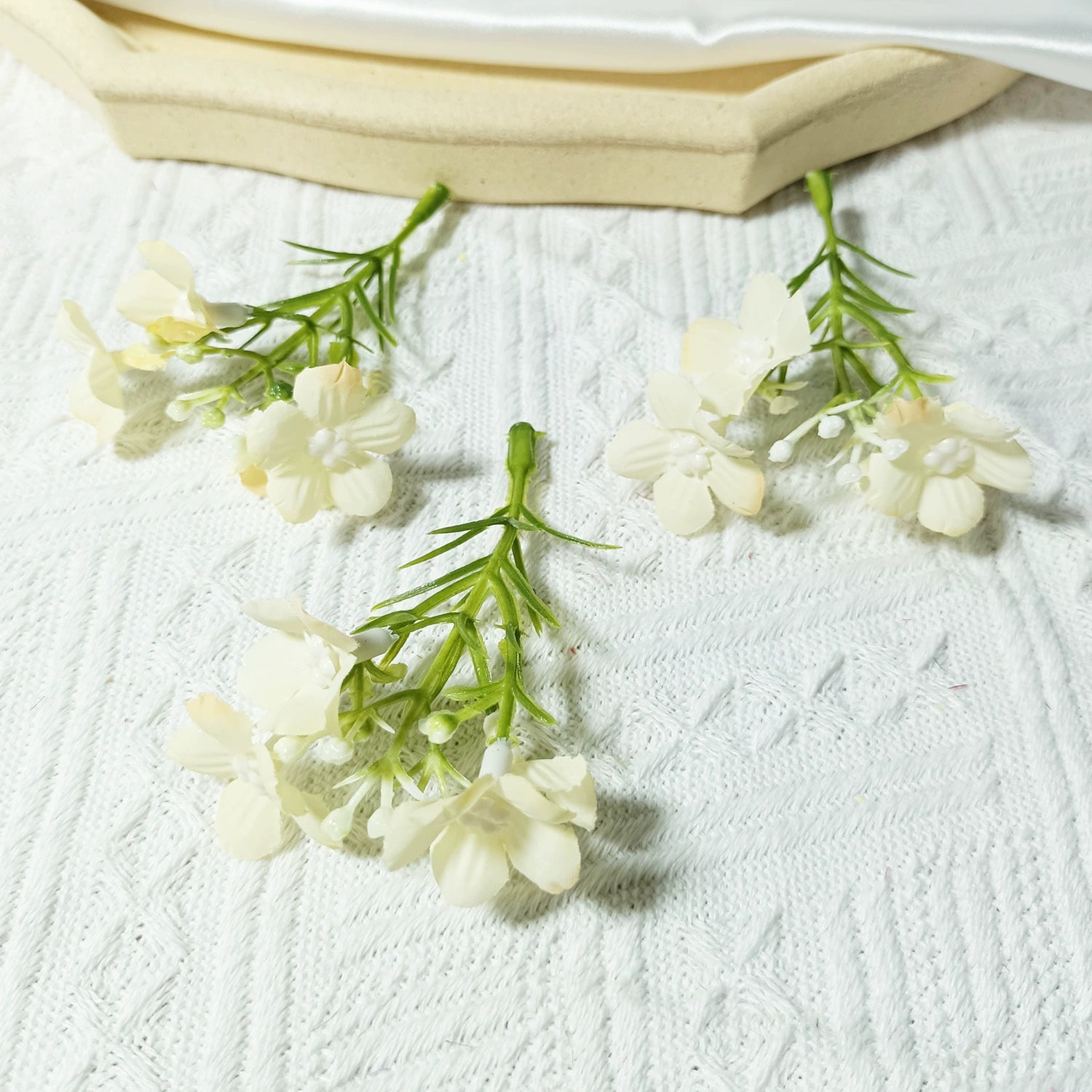 Mini Wildblumen Bund (10 Stk.), 8 cm Kunstblumen zum Basteln, Kleine Seidenblumen für DIY Ansteckblumen, Hochzeit, Gestecke, Geschenk Deko