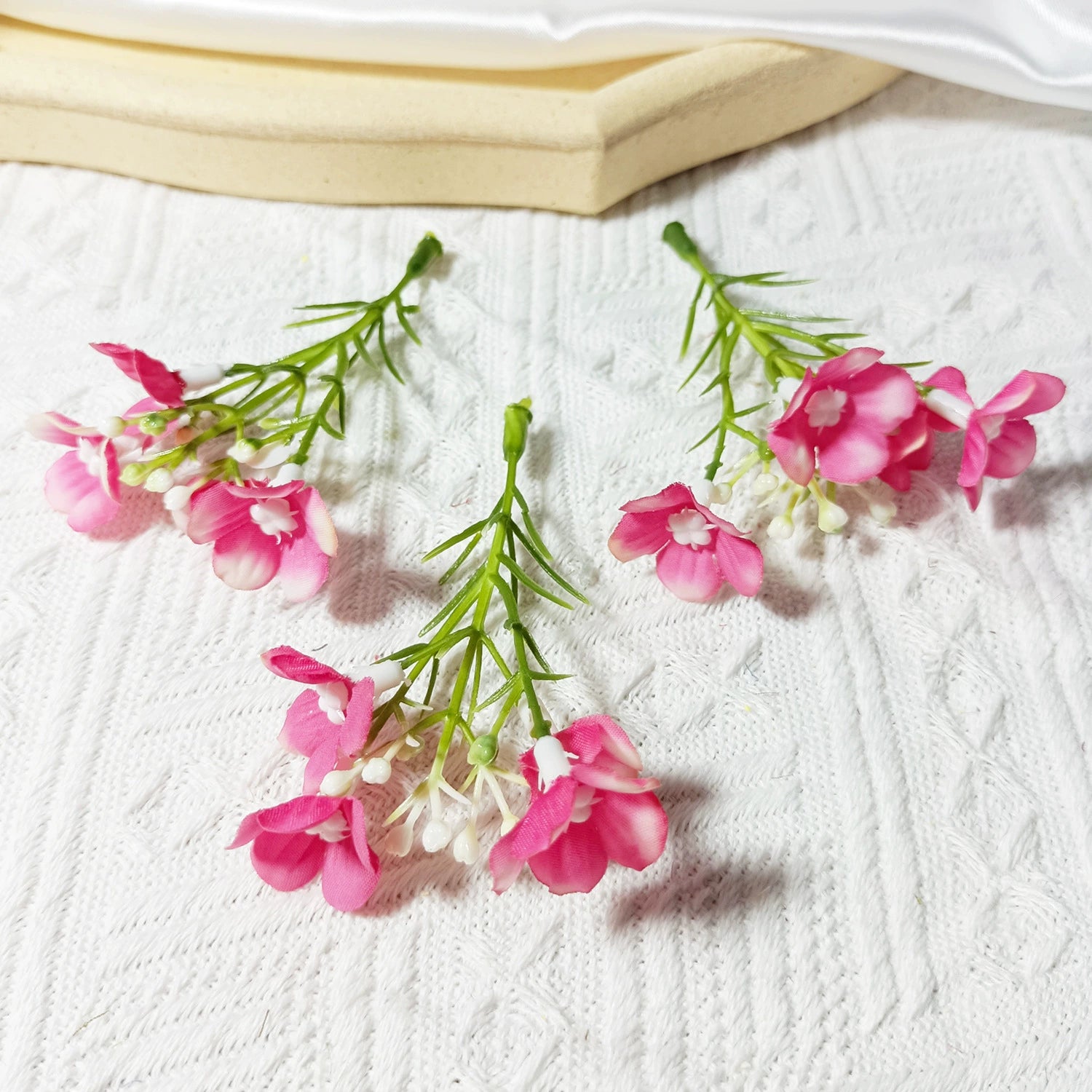 Mini Wildblumen Bund (10 Stk.), 8 cm Kunstblumen zum Basteln, Kleine Seidenblumen für DIY Ansteckblumen, Hochzeit, Gestecke, Geschenk Deko