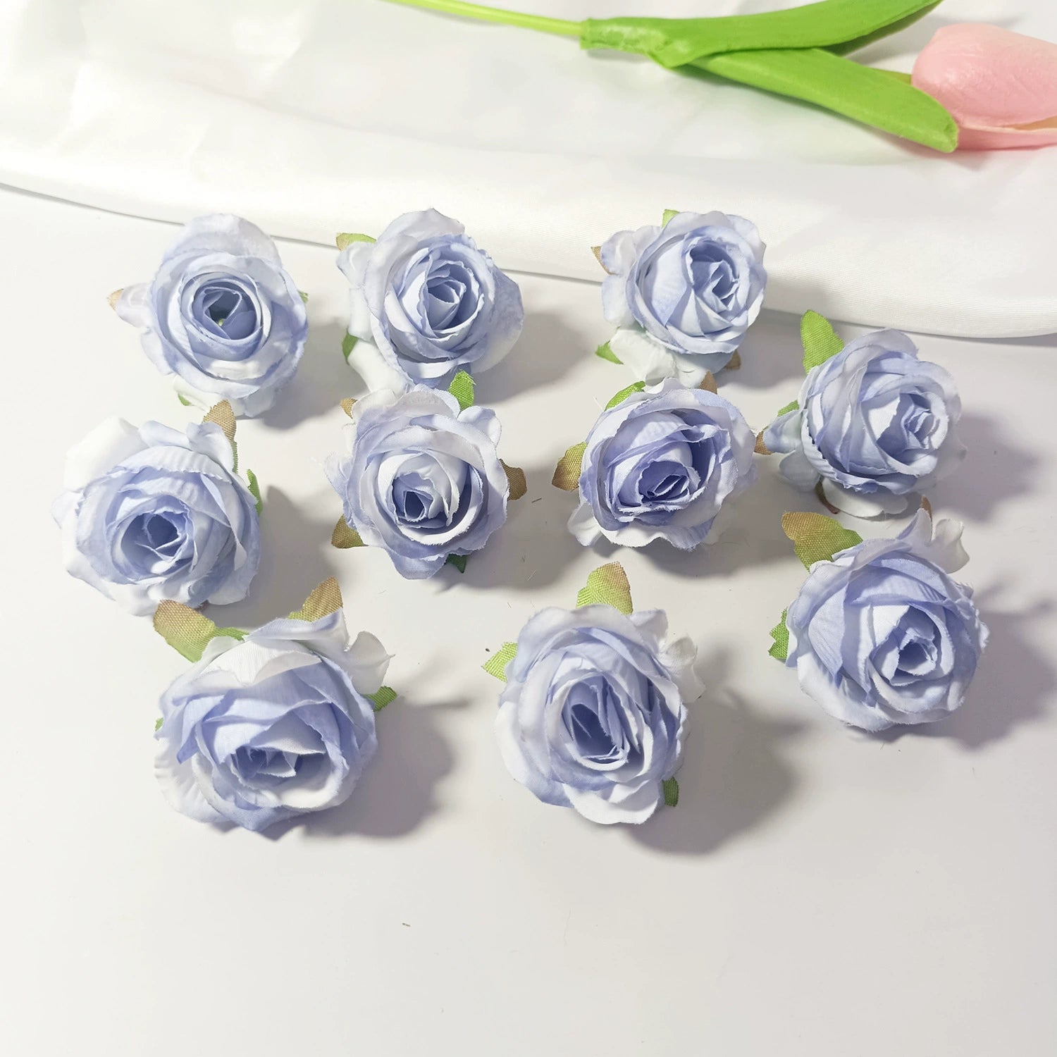 Mini Rosenköpfe 4cm, Künstliche Rosenblüten zum Basteln & Dekorieren, Naturgetreue Seidenrosen für DIY-Projekte, Hochzeit, Gestecke, Tischdeko