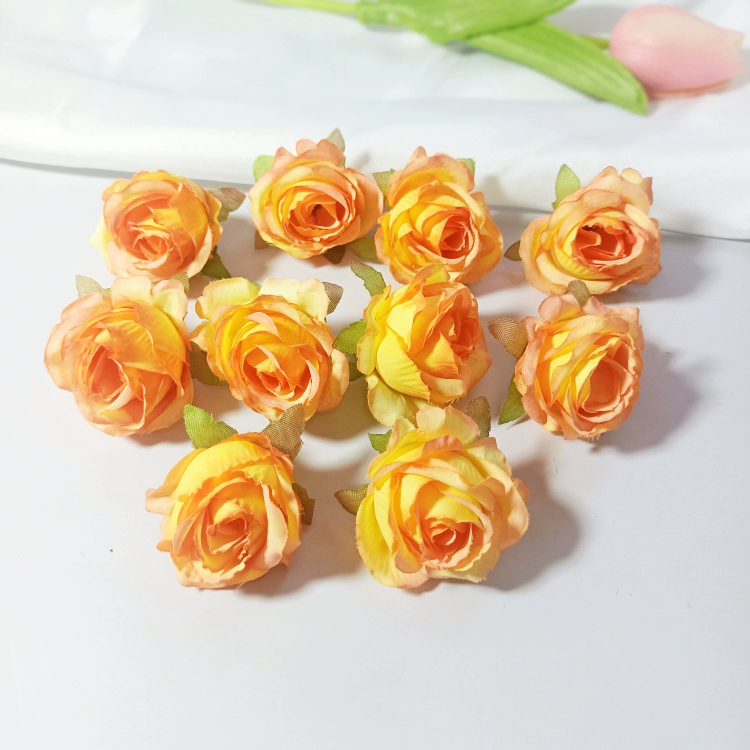 Mini Rosenköpfe 4cm, Künstliche Rosenblüten zum Basteln & Dekorieren, Naturgetreue Seidenrosen für DIY-Projekte, Hochzeit, Gestecke, Tischdeko