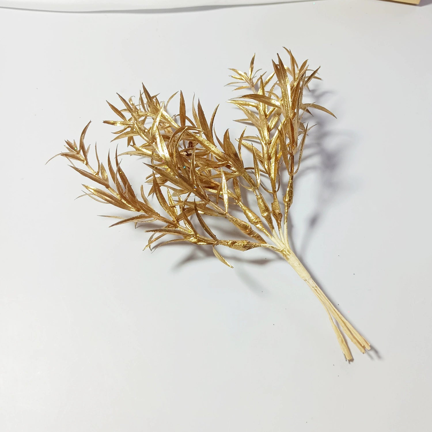 Sternengras Kunstzweig 20 cm, Täuschend echter Deko-Zweig für Gestecke & Vasen, Ideal für DIY, Hochzeit & Tischdeko, Kleine Kunstpflanze