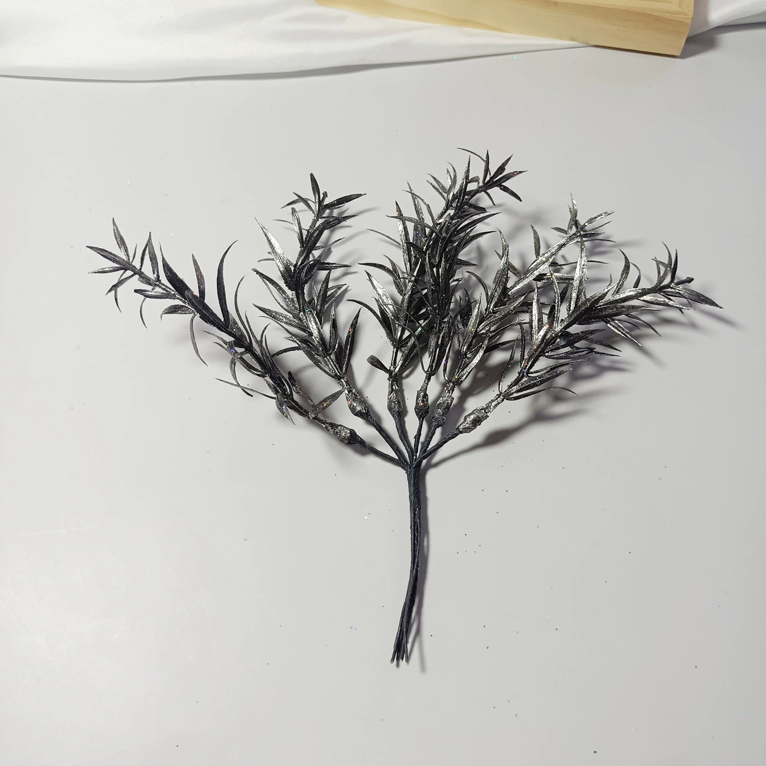 Sternengras Kunstzweig 20 cm, Täuschend echter Deko-Zweig für Gestecke & Vasen, Ideal für DIY, Hochzeit & Tischdeko, Kleine Kunstpflanze