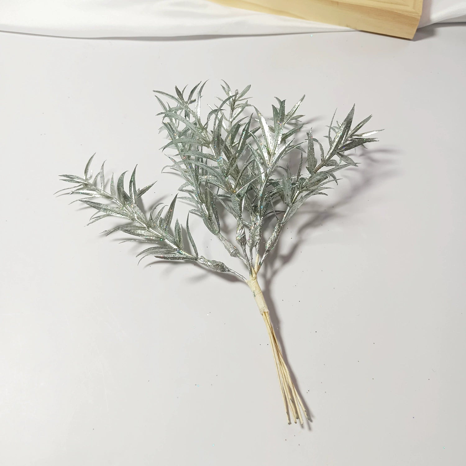 Sternengras Kunstzweig 20 cm, Täuschend echter Deko-Zweig für Gestecke & Vasen, Ideal für DIY, Hochzeit & Tischdeko, Kleine Kunstpflanze