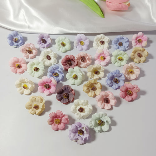 100x Künstliche Gänseblümchen Köpfe, 3 cm, Hochwertige Blüten zum Basteln, für DIY-Projekte, Hochzeit & Floristik, Realistische Optik