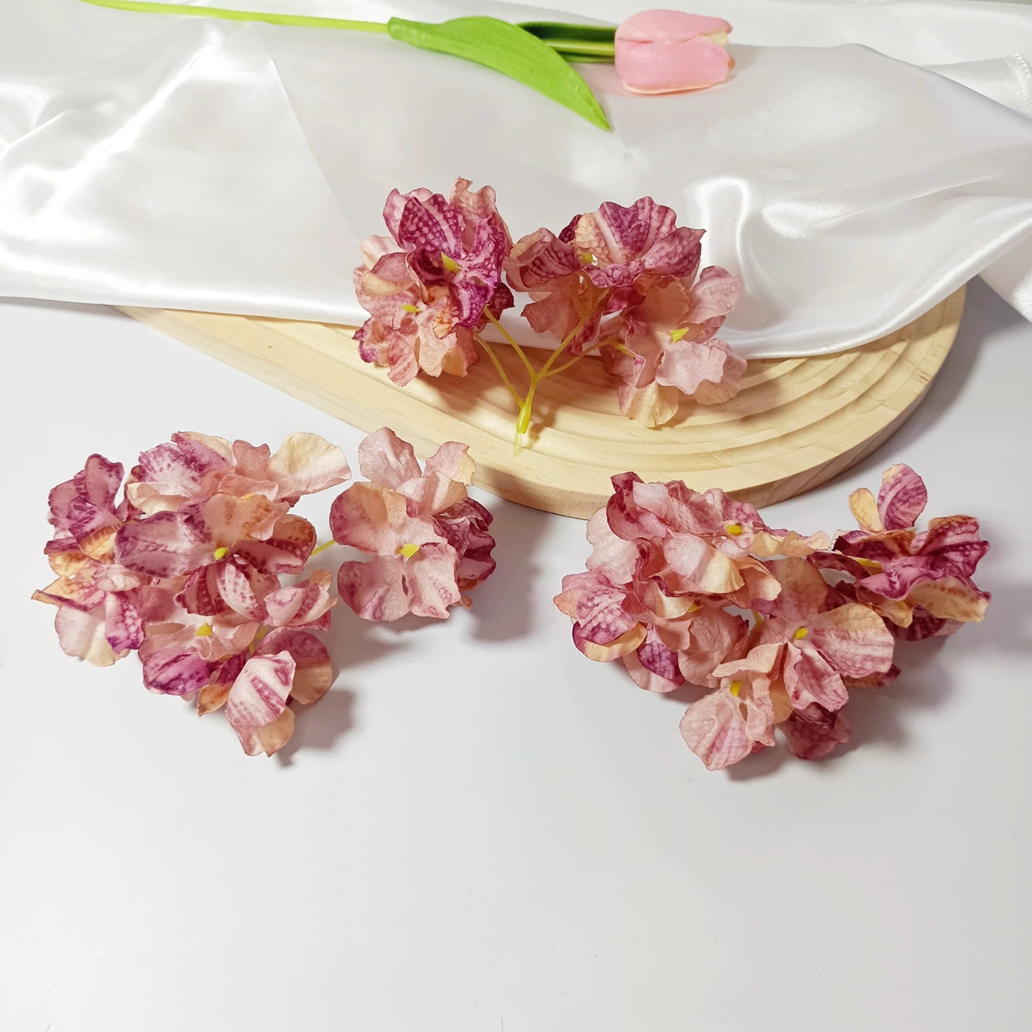 Künstliche Hortensienköpfe mit geflammtem Rand, 5 cm, Realistische Kunstblumen für DIY Gestecke, Hochzeit, Tischdeko, Basteln & Floristik