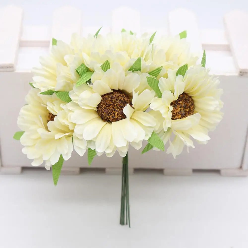 Künstliche Chrysanthemenköpfe, 11 cm Seidenblumen im Bund, Täuschend echte Kunstblumen für DIY, Hochzeit, Gestecke und Floristik-Bedarf