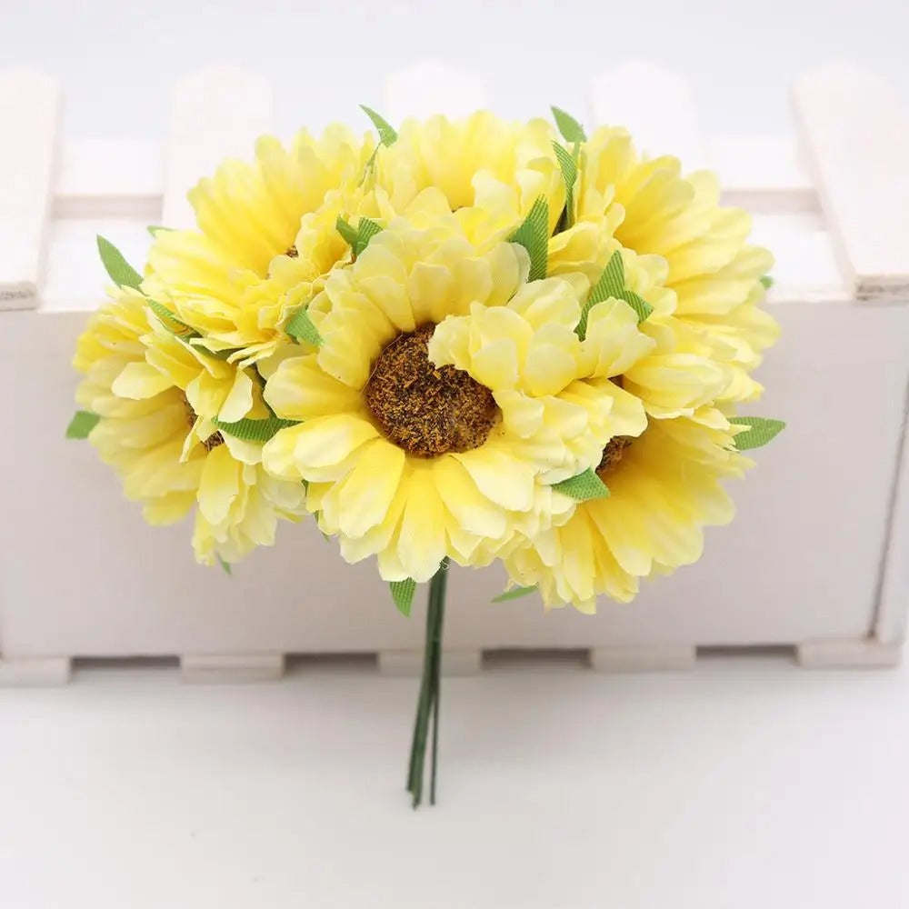 Künstliche Chrysanthemenköpfe, 11 cm Seidenblumen im Bund, Täuschend echte Kunstblumen für DIY, Hochzeit, Gestecke und Floristik-Bedarf