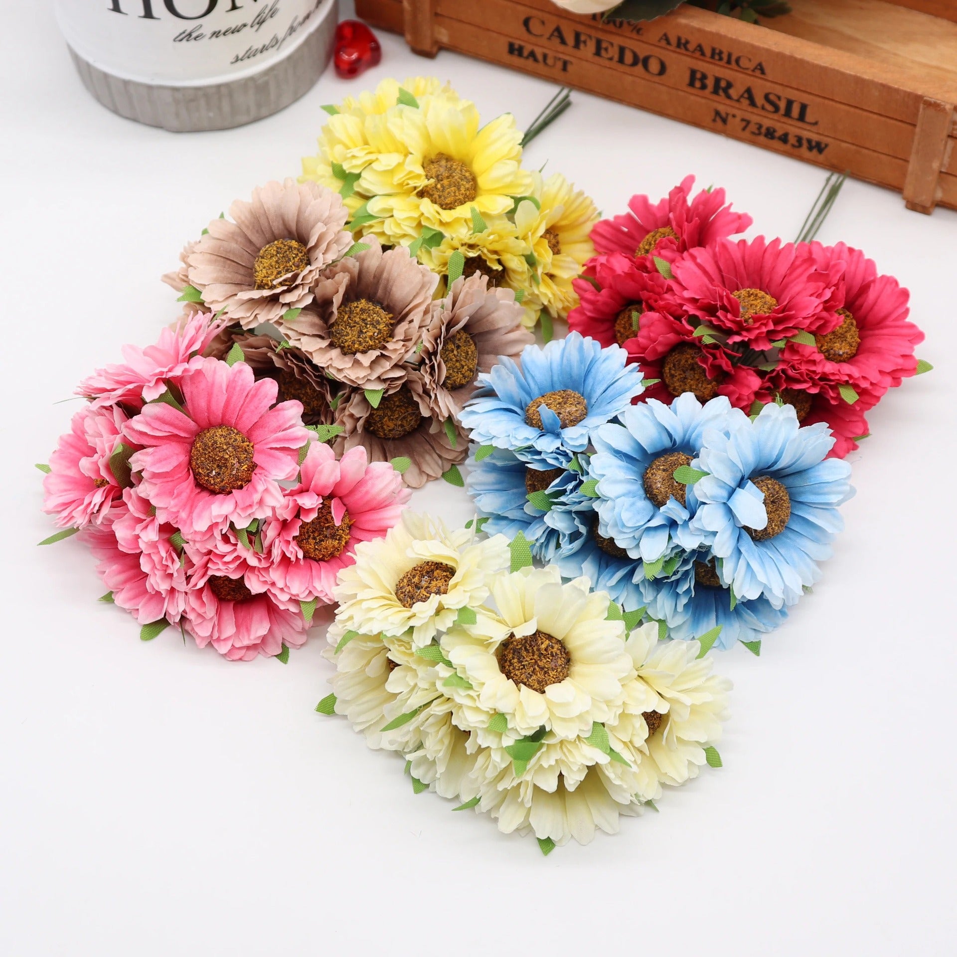 Künstliche Chrysanthemenköpfe, 11 cm Seidenblumen im Bund, Täuschend echte Kunstblumen für DIY, Hochzeit, Gestecke und Floristik-Bedarf