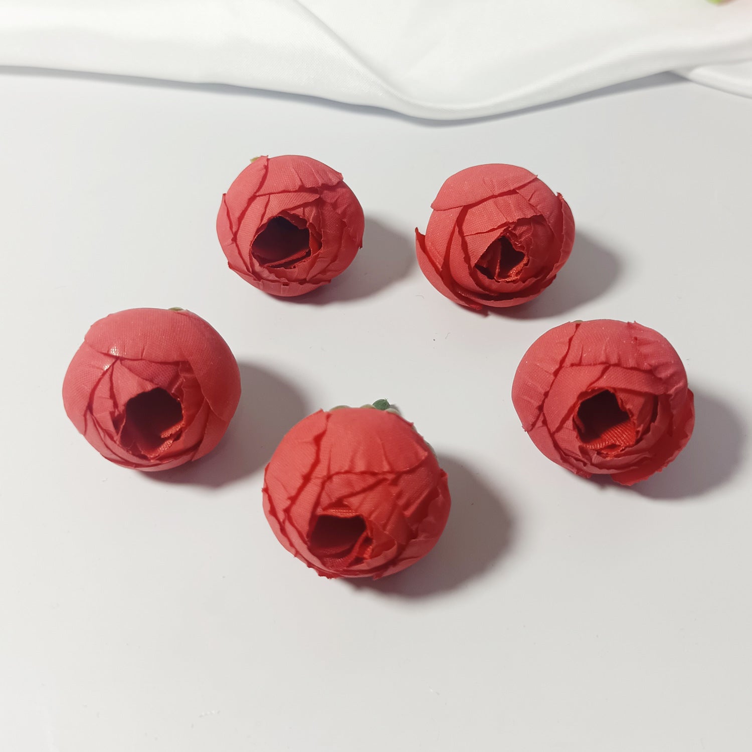 Künstliche Rosenknospen 3 cm, realistisch, ideal für DIY Hochzeitsfloristik, Geschenke, Dekoration, 5 Stück
