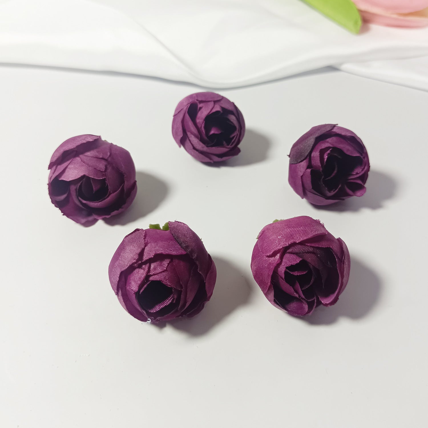 Künstliche Rosenknospen 3 cm, realistisch, ideal für DIY Hochzeitsfloristik, Geschenke, Dekoration, 5 Stück
