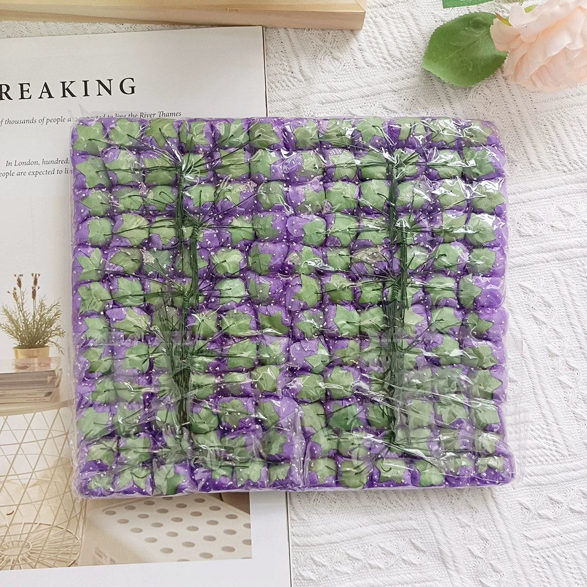144x Mini Rosenköpfe 2,5 cm, PE Schaumrosen mit Spitze, Künstliche Blumen für Hochzeit, DIY & Gestecke, Großpackung für Floristik & Deko