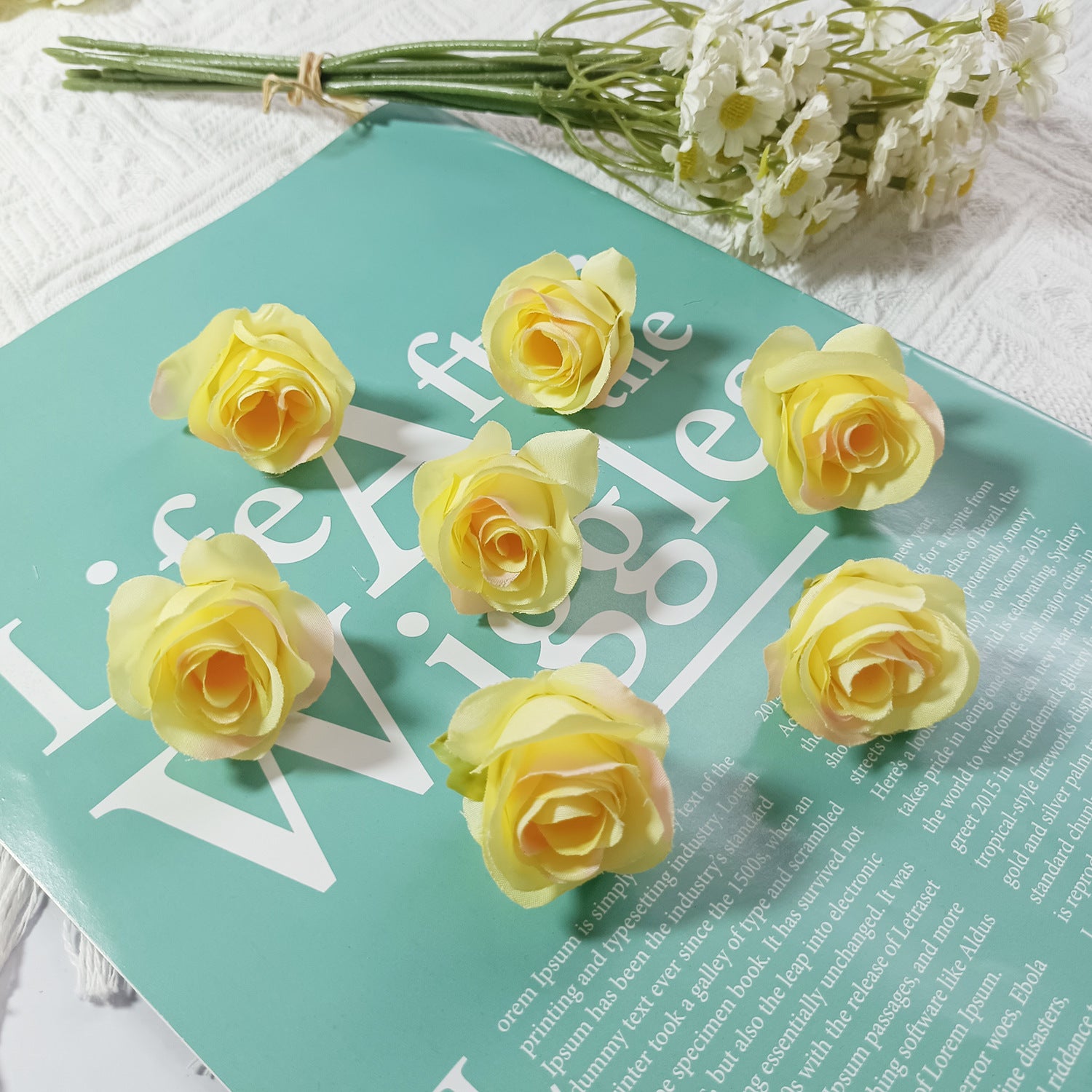 Künstliche kleine Rosenköpfe 4cm, realistisch, DIY Hochzeitsdekoration, Fotografie Requisiten, Geschenkverpackung, langlebig