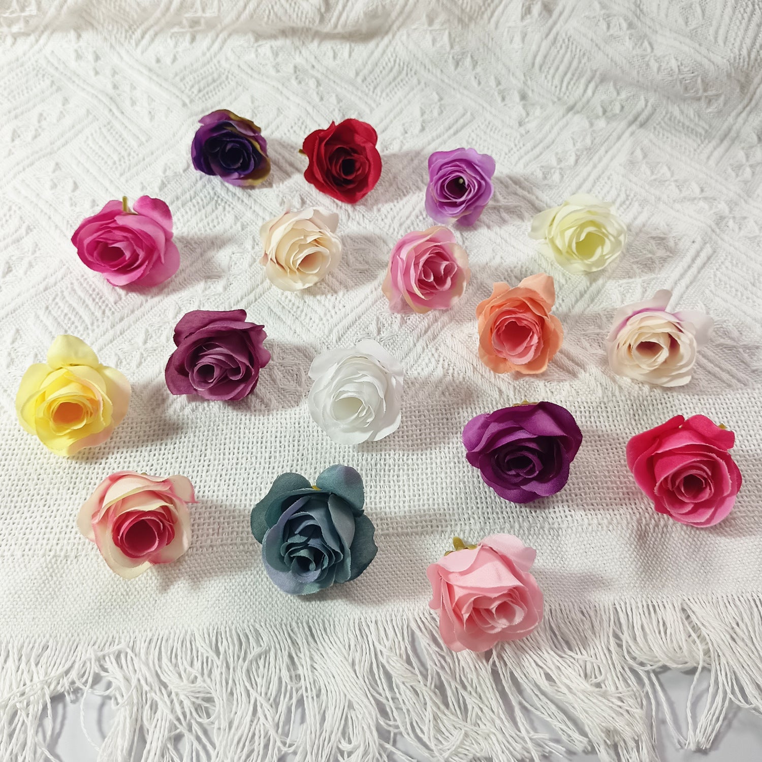Künstliche kleine Rosenköpfe 4cm, realistisch, DIY Hochzeitsdekoration, Fotografie Requisiten, Geschenkverpackung, langlebig