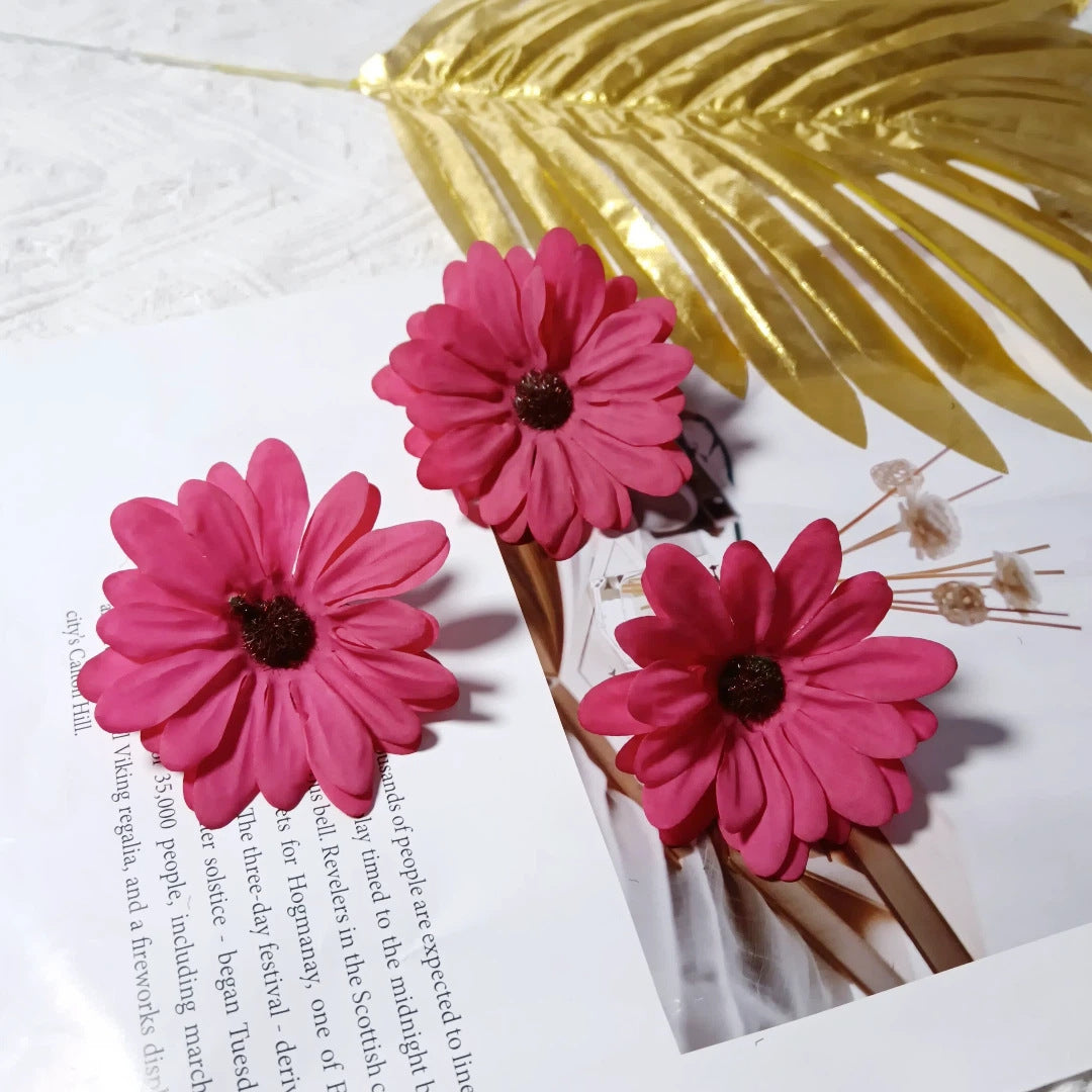 Gänseblümchen Blumenköpfe 7cm, Täuschend Echte Seidenblumen zum Basteln, DIY Kunstblumen für Hochzeit, Gestecke, Floristik | Mengenrabatte