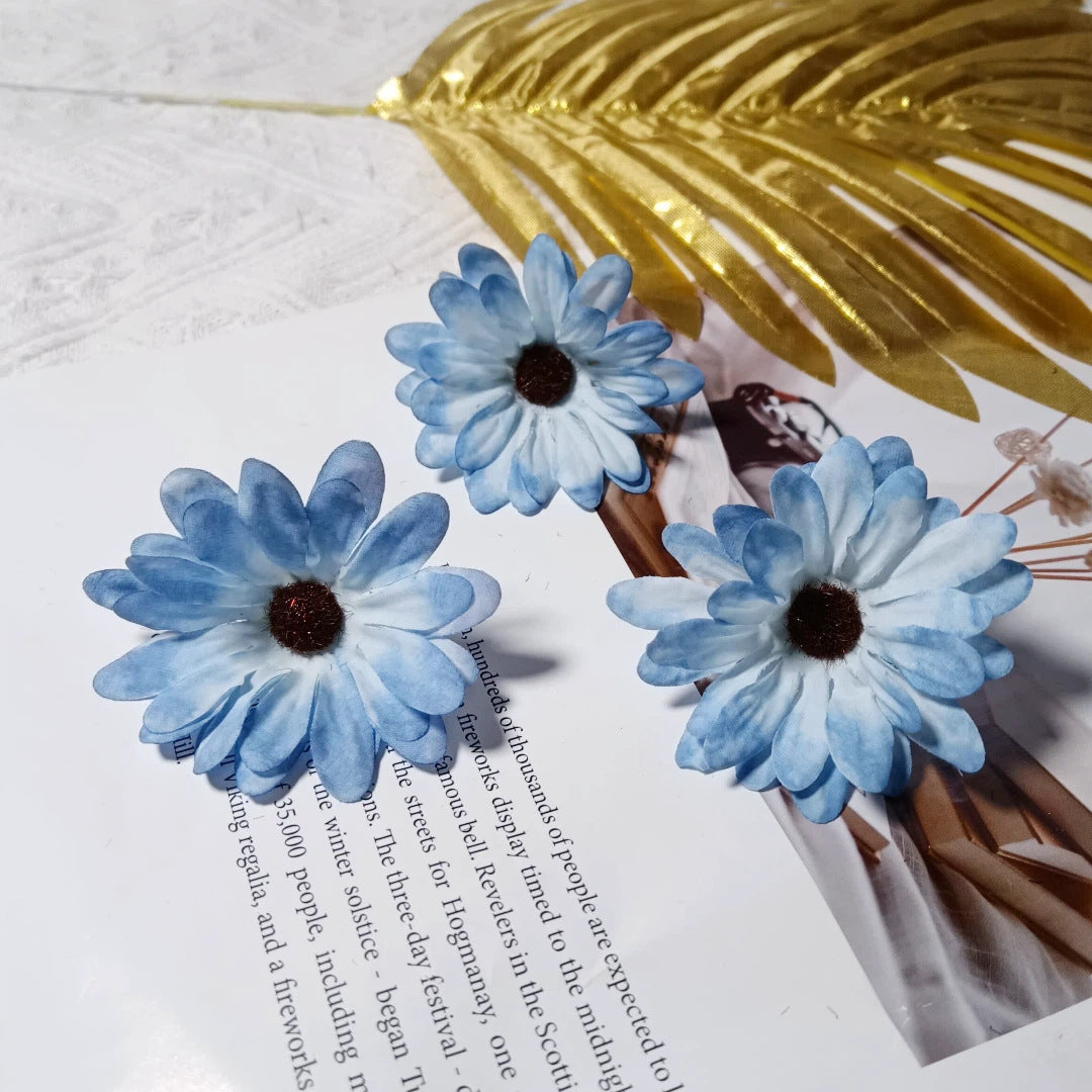 Gänseblümchen Blumenköpfe 7cm, Täuschend Echte Seidenblumen zum Basteln, DIY Kunstblumen für Hochzeit, Gestecke, Floristik | Mengenrabatte