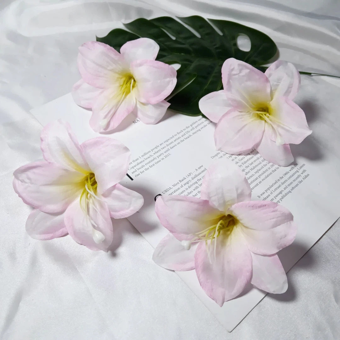 Künstliche Lilienblüten, 10 cm Durchmesser, realistische Optik, ideal für Hochzeiten, DIY Dekorationen, Blumenarrangements, Tischdekoration