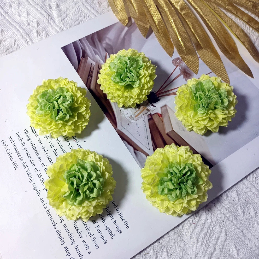 Echte-Look Kissen-Chrysanthemen, 5 cm Durchmesser, ideal für Hochzeiten, DIY-Haaraccessoires, Dekoration, langlebig und pflegeleicht