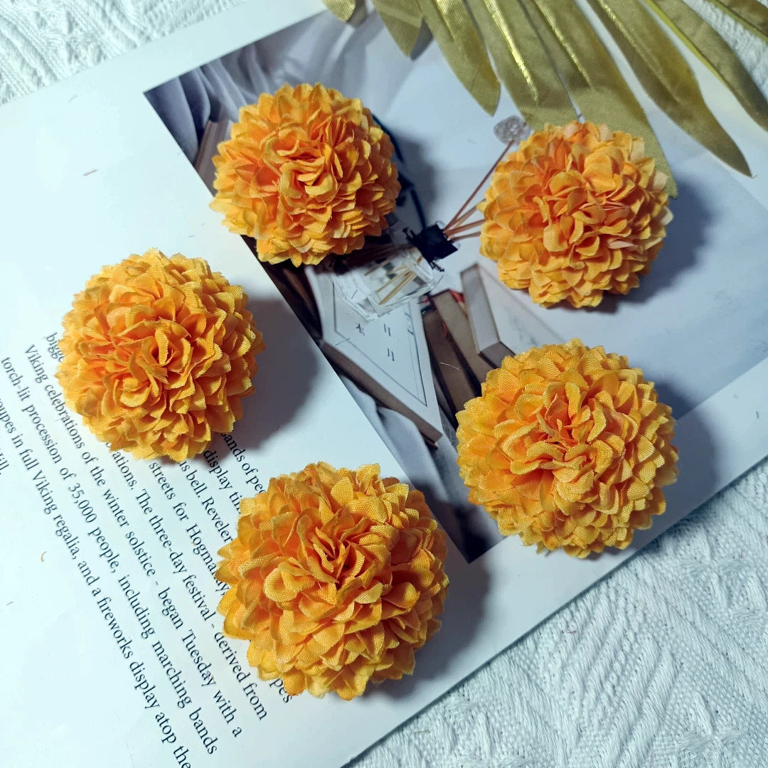 Echte-Look Kissen-Chrysanthemen, 5 cm Durchmesser, ideal für Hochzeiten, DIY-Haaraccessoires, Dekoration, langlebig und pflegeleicht