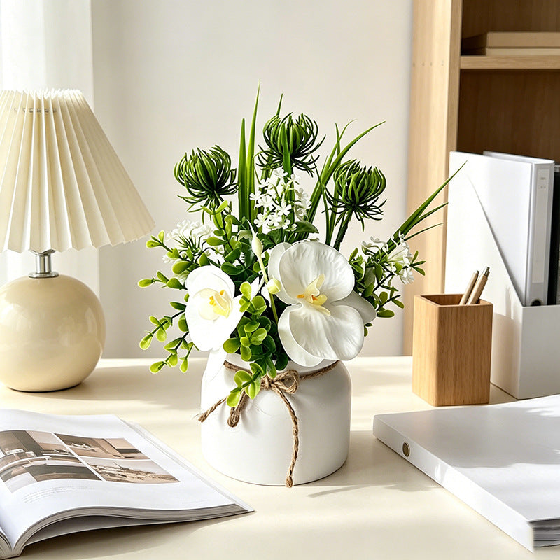 Künstliche Orchidee Phalaenopsis im Topf, 23 cm, Real-Touch Kunstblume, Naturgetreues Gesteck für Tischdeko, Fensterbank, Büro & Hochzeit