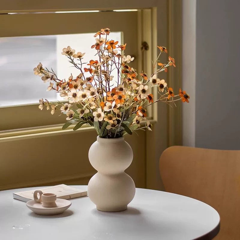 Kunstblumen Pflaumenblüten Zweig 60cm, Täuschend Echt im Vintage-Stil, Dekozweig für Vase, Tischdeko, Hochzeit, Langlebiger Seidenblumen-Strauß