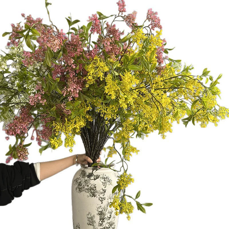 Künstlicher Forsythienzweig 127 cm, langer hängender Dekozweig, täuschend echt in Gelb, Weiß, Lila – Ideal für Bodenvase, Hochzeit, Gastronomie