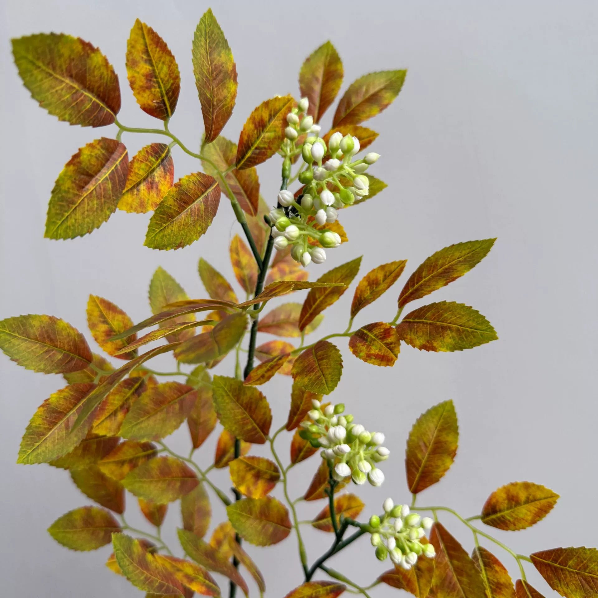 Künstliche Ulmenblätter und Buchenblätter, 86 cm, realistisch, herbstlich, ideal für Hochzeiten, Innendekoration, Floristen, Einzelhandel