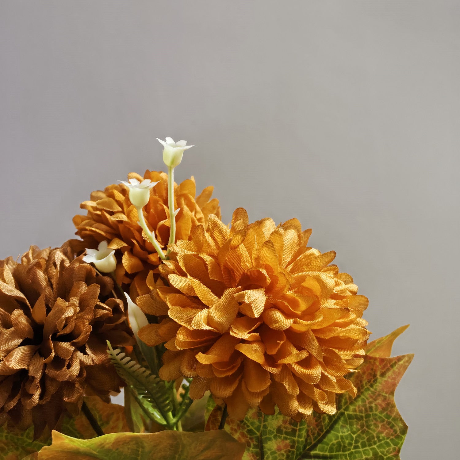 24 cm Herbst-Dahlienstrauß, Kunstseide, dekorativ für Hochzeit, Zuhause, Büro, langlebig und pflegeleicht
