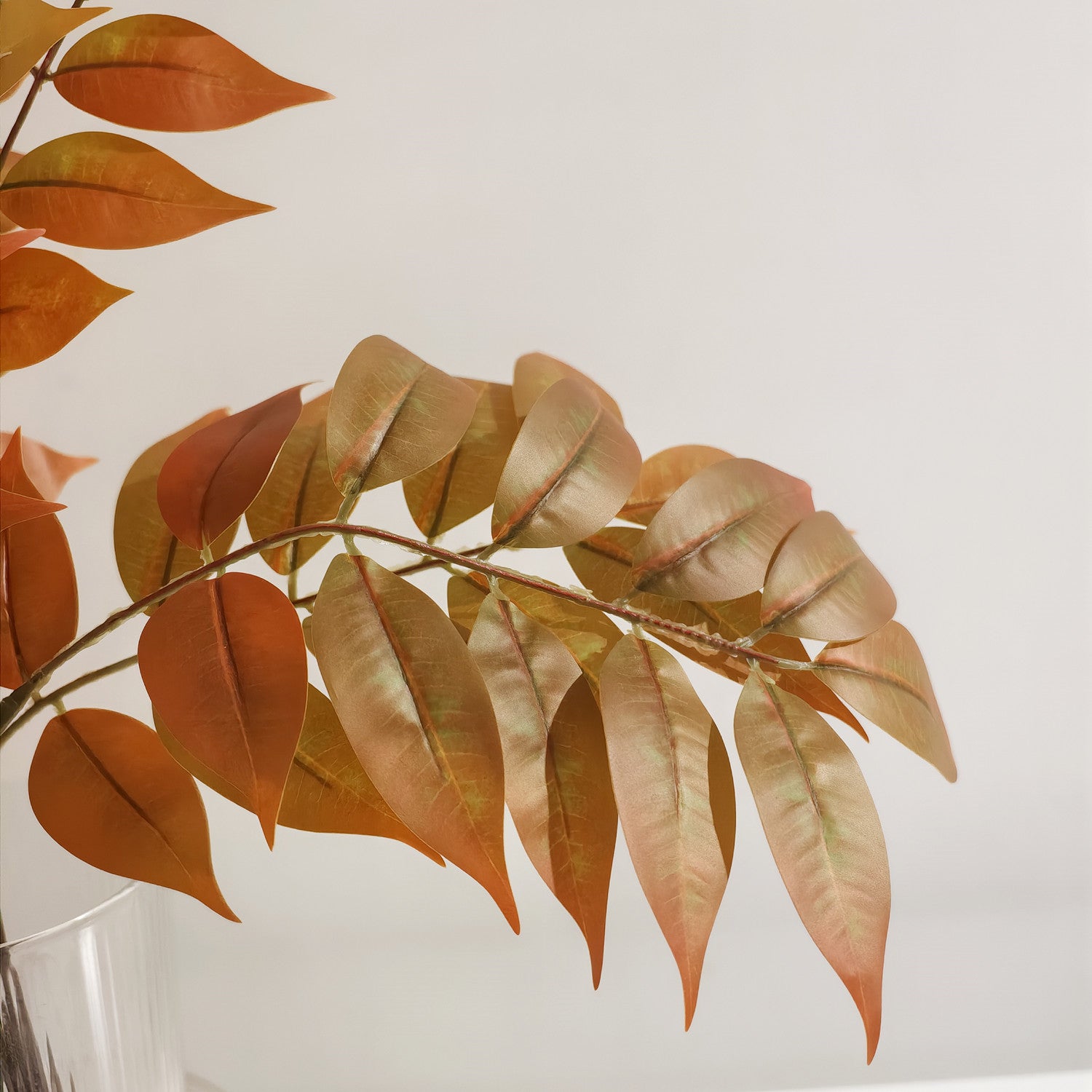 Künstliche Herbstzweige im rustikalen Landhausstil, Rost-Olivgrün Gradient Blätter, realistische Herbstdeko für Esstisch Sideboard Wohnzimmer