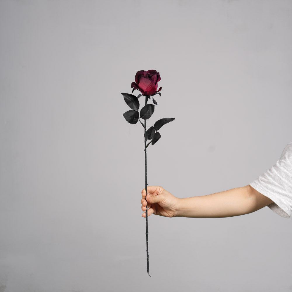 Künstliche Gothic-Rose, 52 cm, dunkle Halloween-Dekoration, realistische Kunstblume für Hochzeiten, Floristik, Grabschmuck, ganzjährige Dekoration