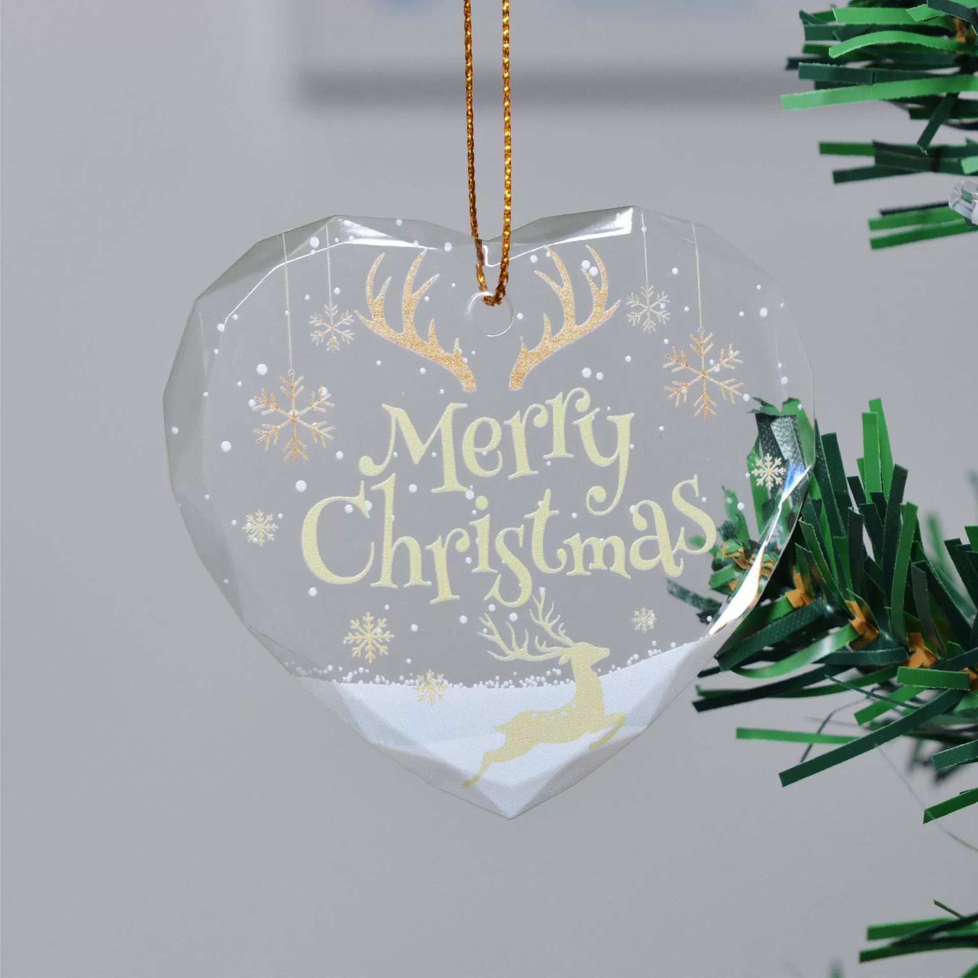 Weihnachtsbaum-Dekoration Herzform, 7x7,4 cm, durchsichtiger Kristall-Look, für Fenster, Schaufenster, Hochzeit, Festdekoration